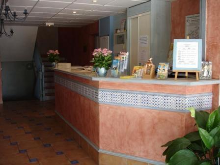 Hotel Les Mimosas Lunel  Zewnętrze zdjęcie