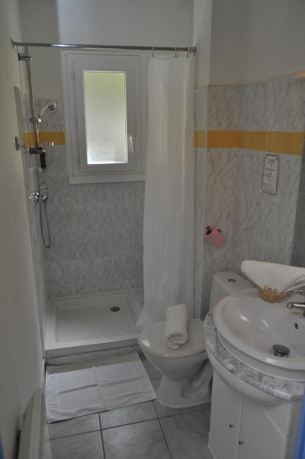 Hotel Les Mimosas Lunel  Pokój zdjęcie