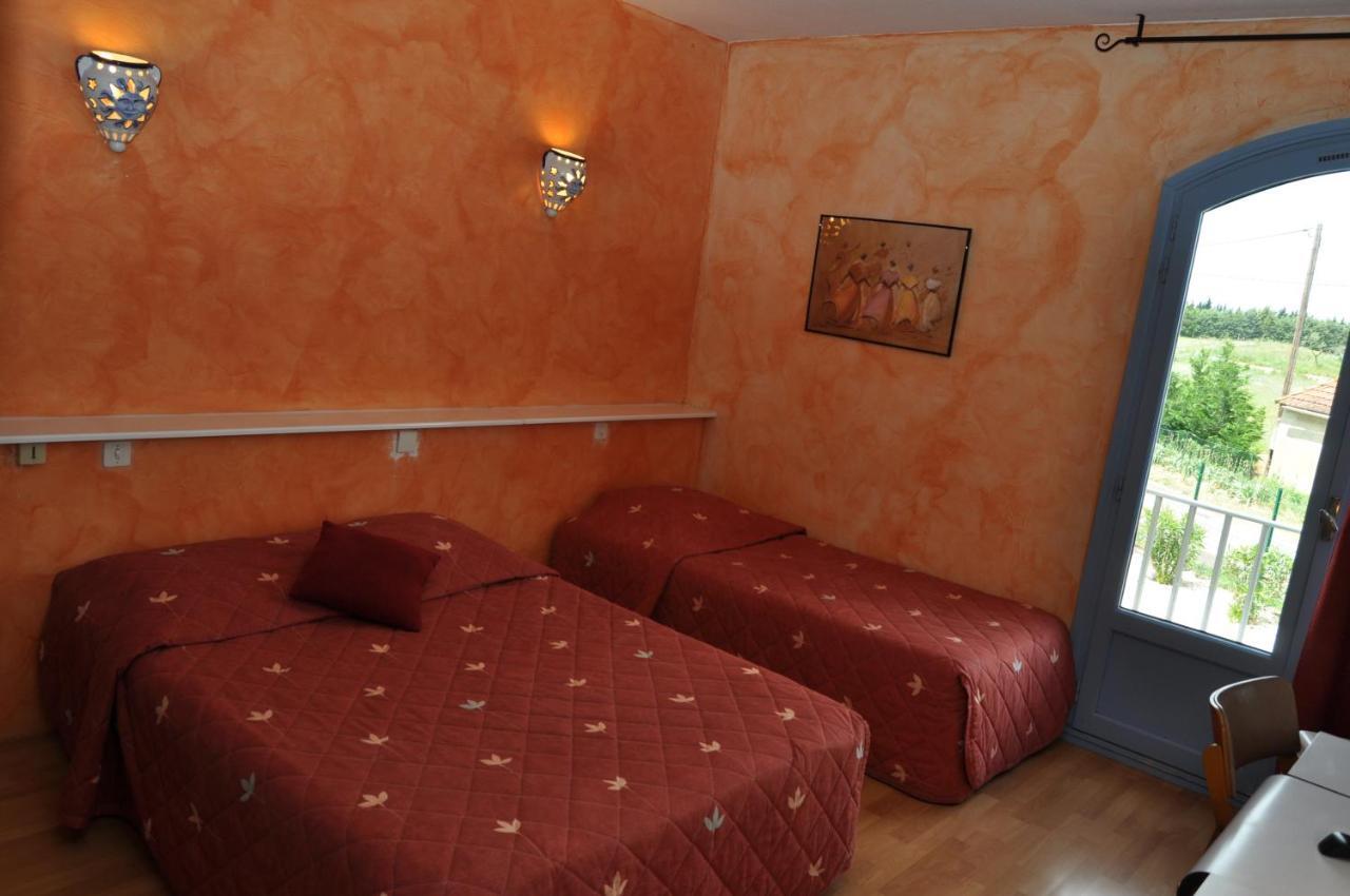 Hotel Les Mimosas Lunel  Pokój zdjęcie